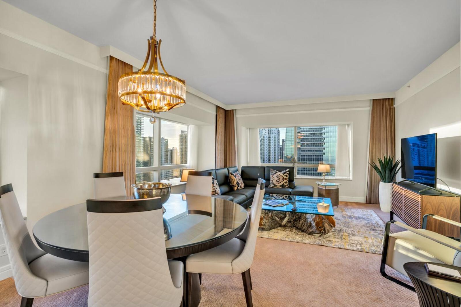 Spacious 2 Bedroom 2 Bath & Studio Suites In The Four Seasons Hotel Miami High Floors Oda fotoğraf